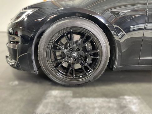 Used 2023 Tesla Model S Standard Range AWD/4WD image 18