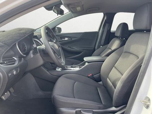 Used 2024 Chevrolet Malibu LS image 9