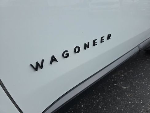 Used 2024 Jeep Wagoneer Launch Edition AWD/4WD image 54