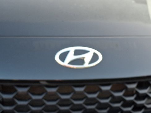 Used 2023 Hyundai Kona SEL AWD/4WD image 8
