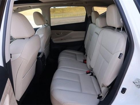 Certified 2024 Nissan Murano SL image 11