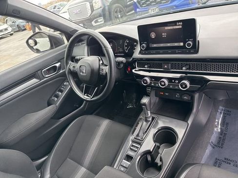 Used 2022 Honda Civic Sport image 12