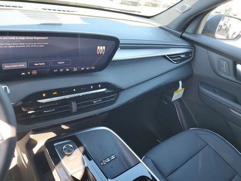 New 2026 Buick Enclave Preferred w/ Power Package FWD image 27