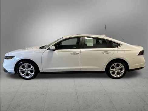 Certified 2025 Honda Accord LX image 3