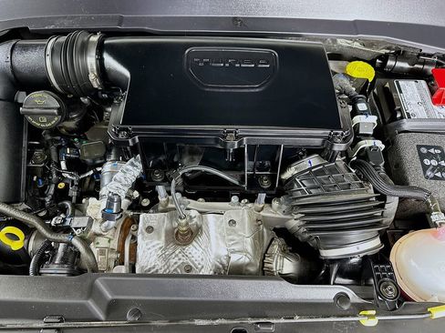 Certified 2025 Jeep Compass Limited image 40