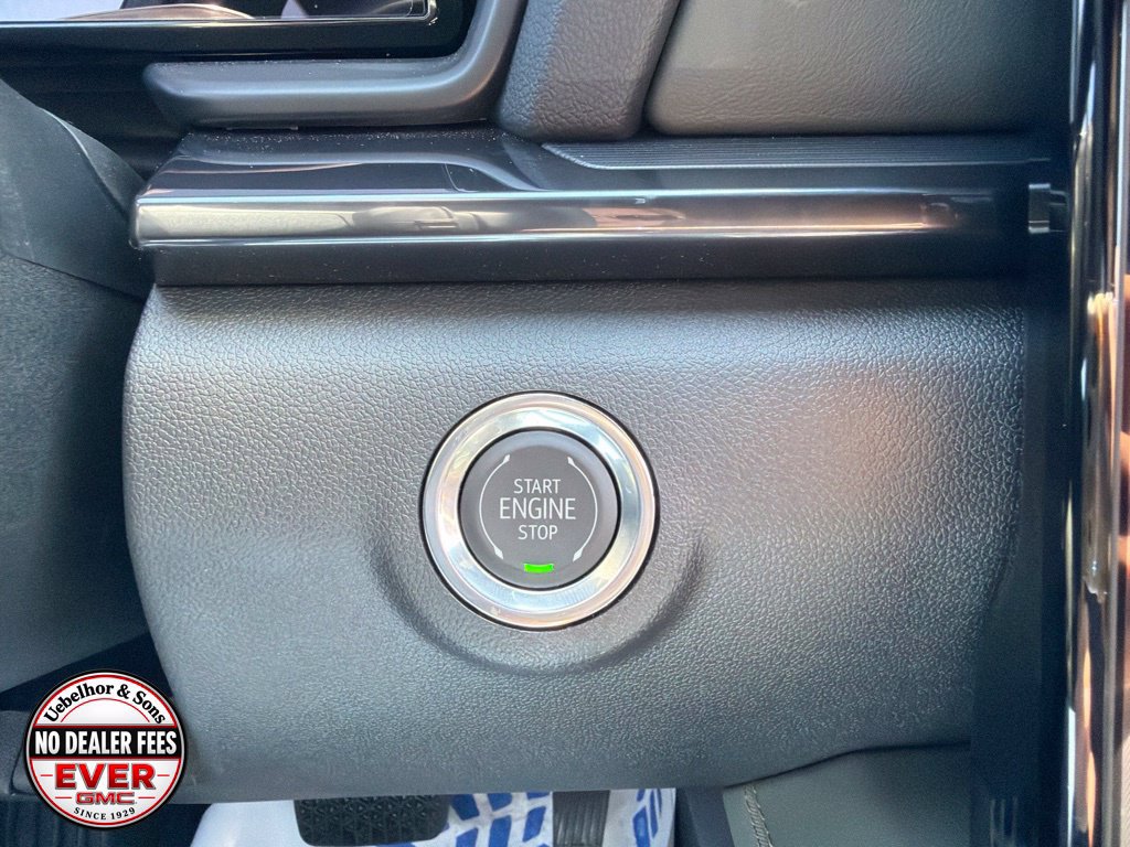 New 2027 GMC Terrain AT4 w/ Convenience Package III AWD/4WD image 24