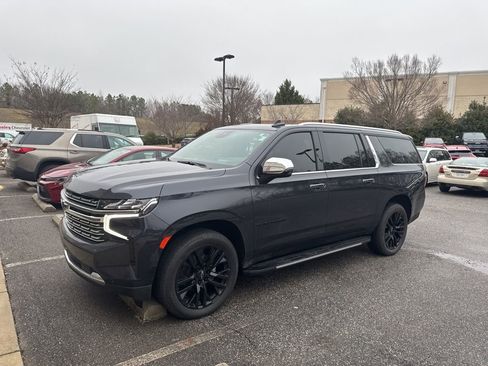 Used 2023 Chevrolet Suburban Premier w/ Premium Package 2 image 1