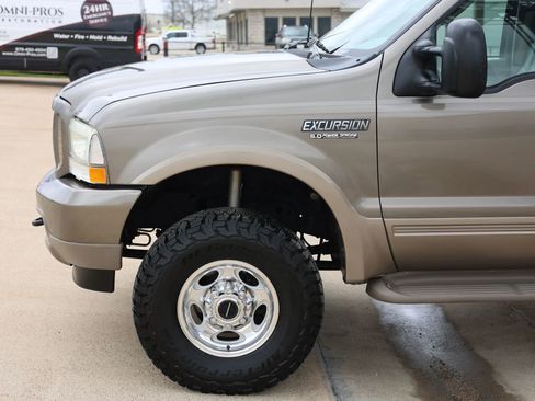Used 2003 Ford Excursion Eddie Bauer image 11