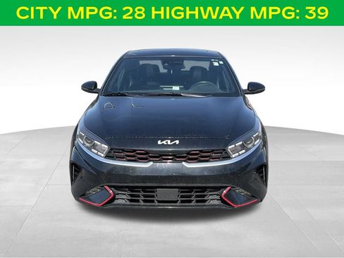 Used 2023 Kia Forte GT-Line w/ GT-Line Premium Package FWD image 3