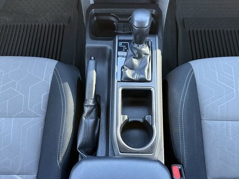 Used 2021 Toyota Tacoma TRD Sport image 19