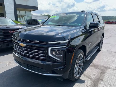 Used 2026 Chevrolet Tahoe High Country w/ Sun And Tow Package AWD/4WD image 9