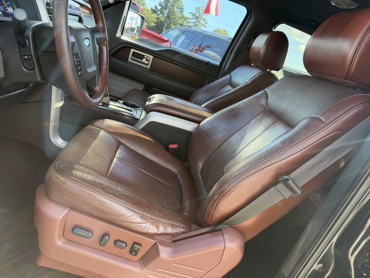 Used 2013 Ford F150 King Ranch w/ King Ranch Luxury Pkg RWD image 6
