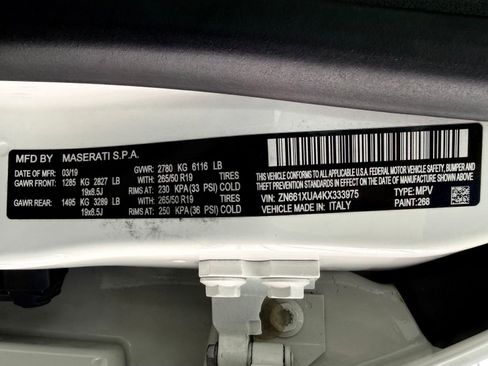 Used 2019 Maserati Levante image 18