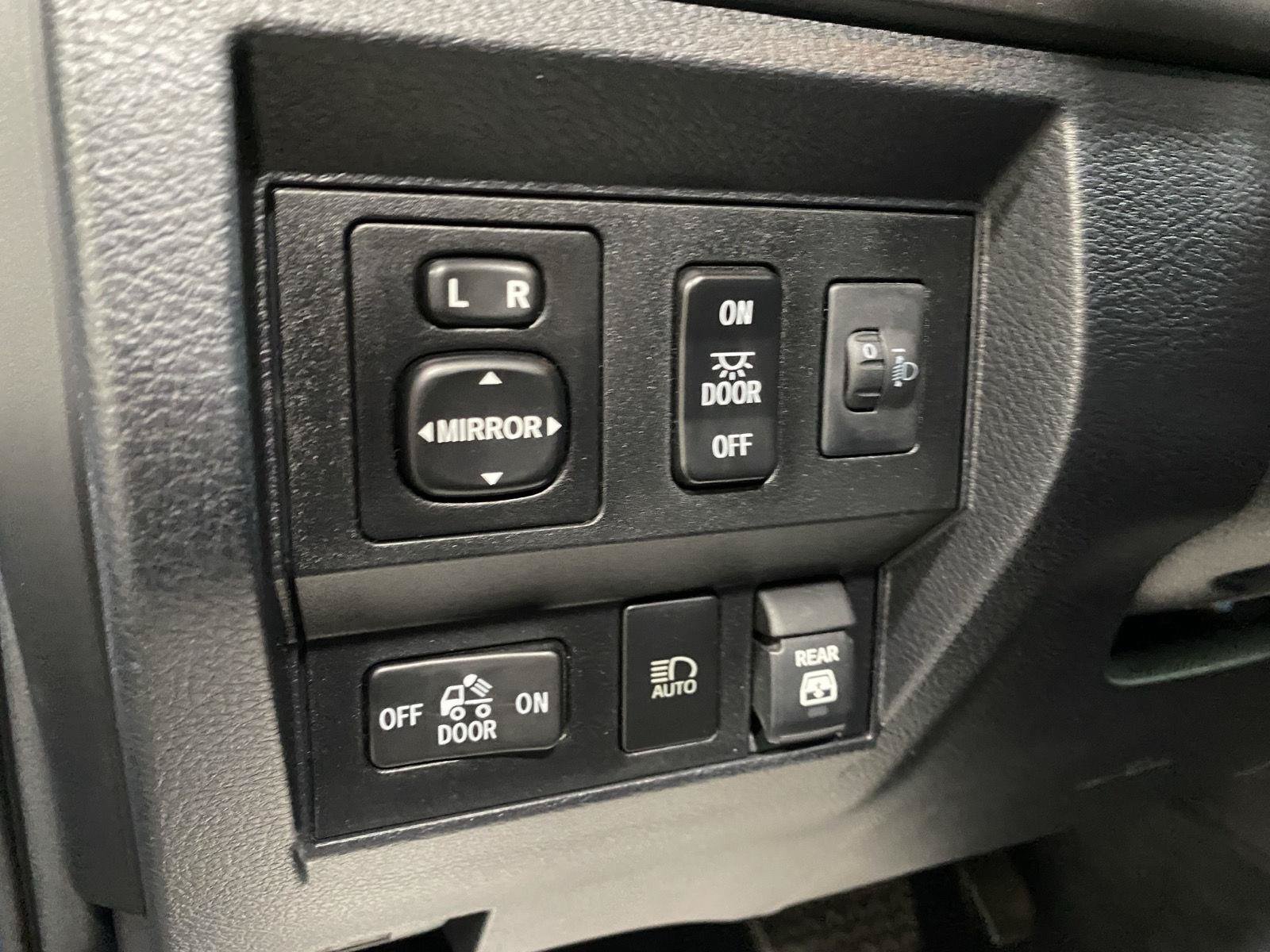 Certified 2021 Toyota Tundra SR5 w/ TRD Off-Road Package AWD/4WD image 8