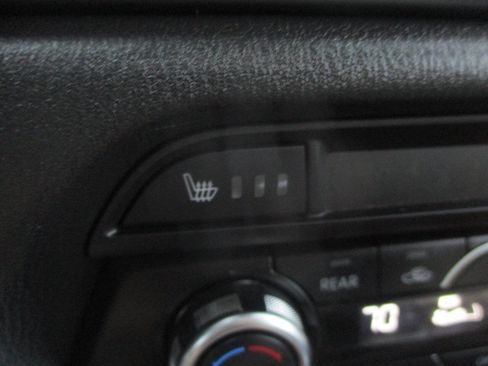 Used 2018 MAZDA CX-9 Touring image 12