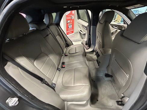 Used 2017 Jaguar F-PACE R-Sport AWD/4WD image 44