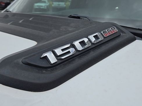 Used 2022 RAM 1500 Laramie AWD/4WD image 10