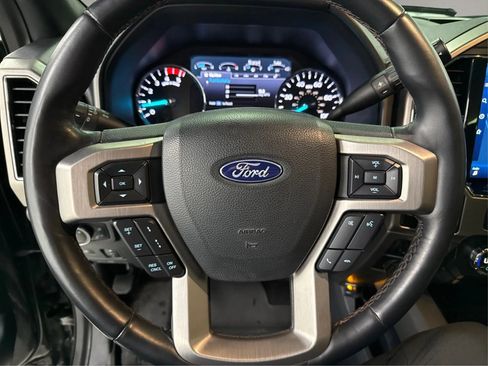 Used 2022 Ford F350 Platinum AWD/4WD image 17