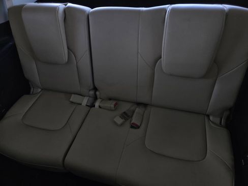 Certified 2024 Nissan Armada Platinum w/ Captain's Chairs Package RWD image 15