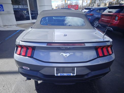 Used 2024 Ford Mustang Premium RWD image 6