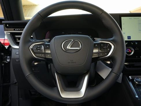 Used 2026 Lexus GX 550 w/ Accessory Package (2T) image 12