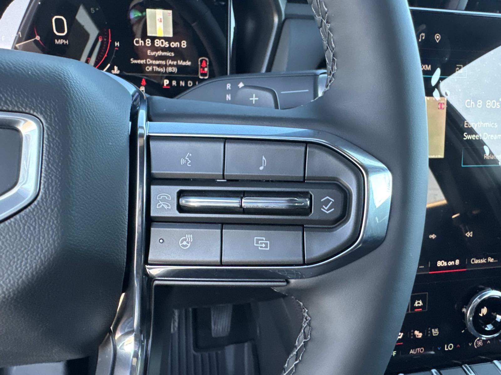 New 2027 GMC Terrain Elevation FWD image 31
