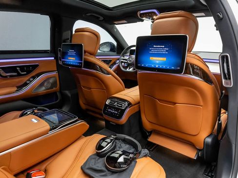 Used 2025 Mercedes-Benz S 63 AMG S w/ Rear Seat Package image 54
