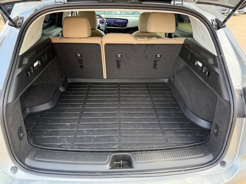 Used 2025 Buick Envision Preferred AWD/4WD image 11