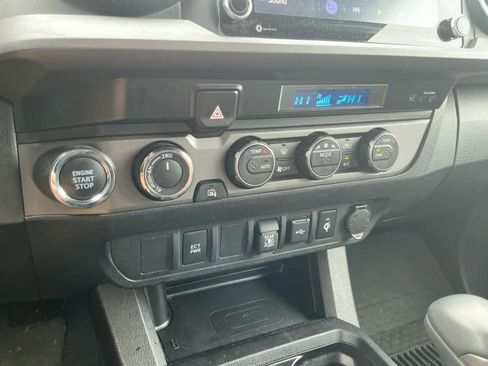 Used 2023 Toyota Tacoma TRD Off-Road image 24