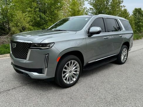 Used 2023 Cadillac Escalade Premium Luxury AWD/4WD image 1