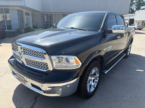 Used 2016 RAM 1500 Laramie w/ Convenience Group AWD/4WD image 2