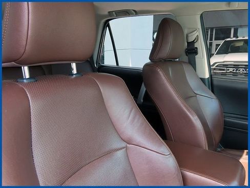 Used 2019 Toyota 4Runner Limited image 9