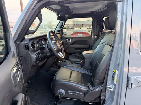 Used 2022 Jeep Wrangler Unlimited Sahara w/ Cold Weather Group image 6