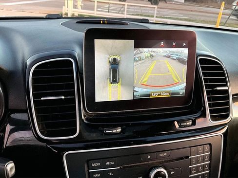 Used 2018 Mercedes-Benz GLE 350 w/ Premium 1 Package image 13