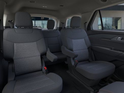 New 2026 Ford Explorer Active AWD/4WD image 11