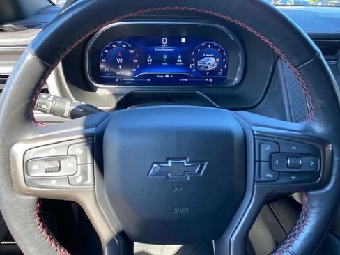 Used 2022 Chevrolet Tahoe RST w/ Luxury Package image 17