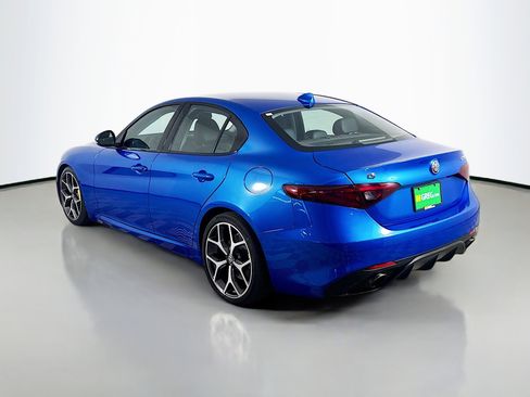 Used 2018 Alfa Romeo Giulia Ti Sport w/ Quick Order Package 22U Sport image 7