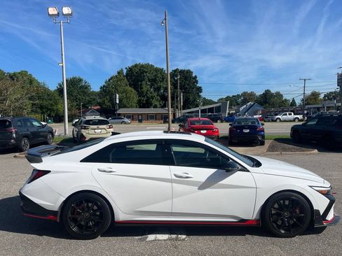 Used 2025 Hyundai Elantra N FWD image 3