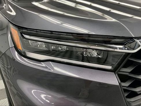 Used 2025 Honda Pilot EX-L image 33