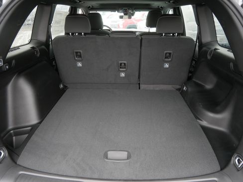 New 2025 Jeep Grand Cherokee Laredo X w/ Luxury Tech Group I image 4