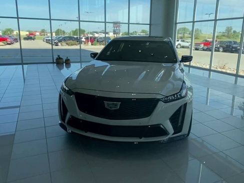 Used 2022 Cadillac CT5 V Blackwing w/ Parking Package RWD image 3