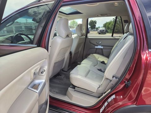 Used 2004 Volvo XC90 T6 AWD/4WD image 21