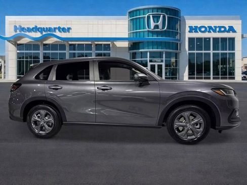 New 2027 Honda HR-V LX image 2