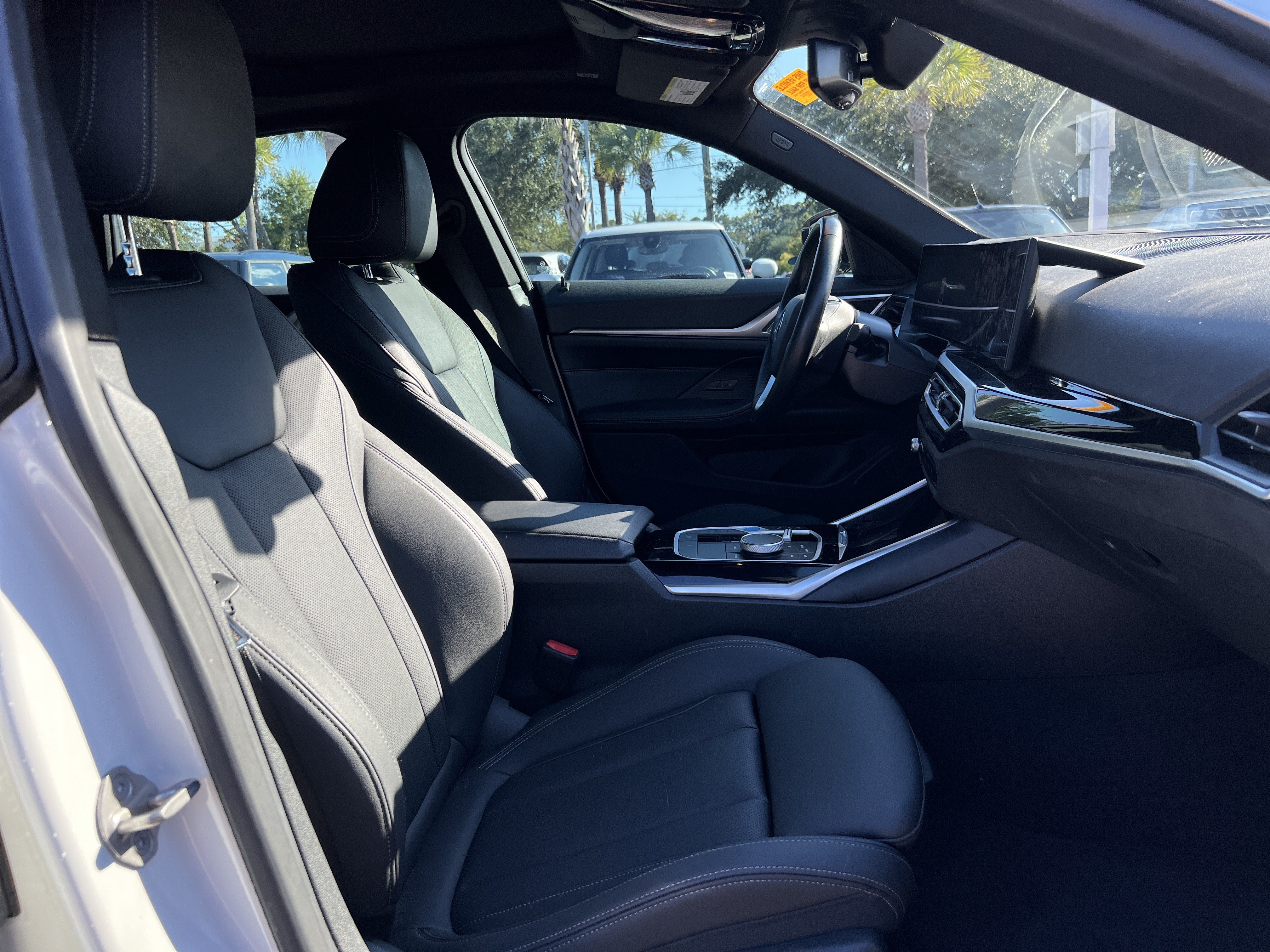 Certified 2024 BMW i4 eDrive40 w/ Premium Package RWD image 33