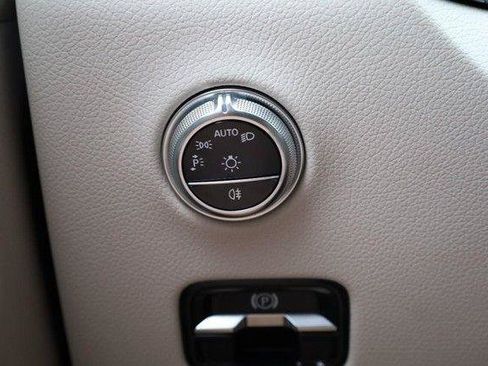 Used 2024 Mercedes-Benz GLC 300 4MATIC image 21
