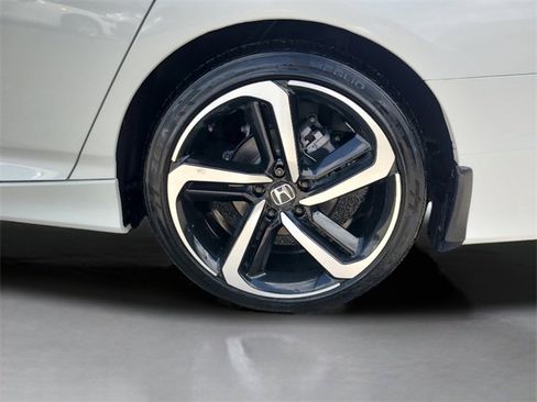 Used 2022 Honda Accord Sport image 12