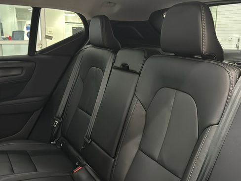 Used 2026 Volvo XC40 B5 Plus w/ Protection Package Premier image 26