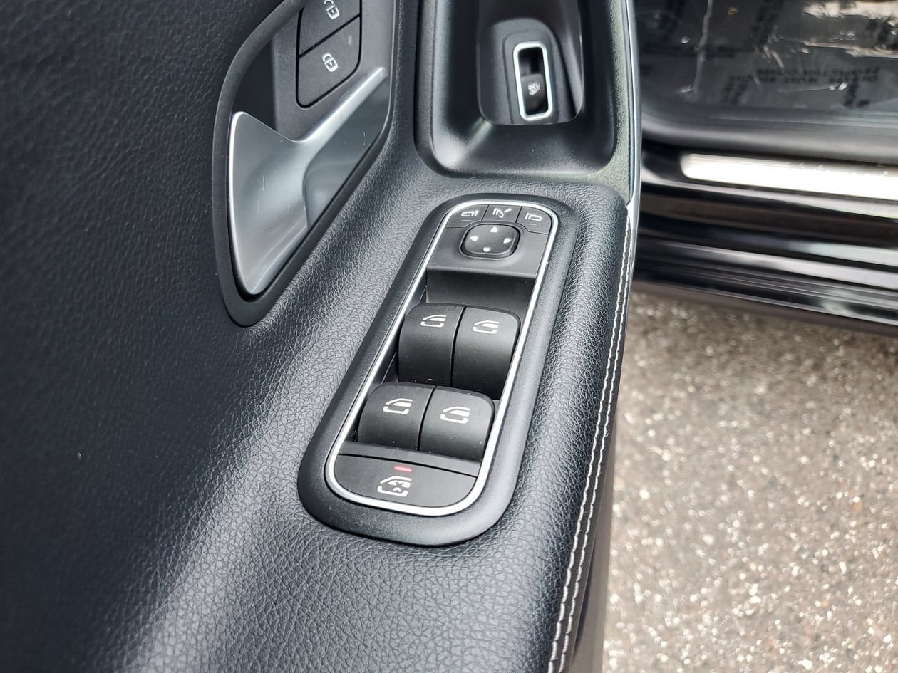 Used 2025 Mercedes-Benz CLA 250 image 17