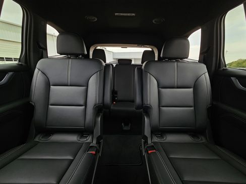 New 2026 GMC Acadia Elevation w/ Black Edition image 31