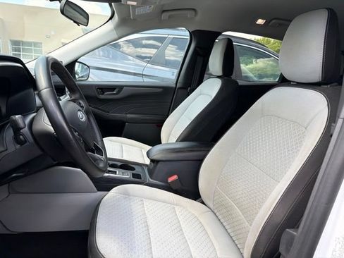 Used 2023 Ford Escape Active w/ Tech Pack #1 FWD image 21
